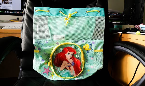 กระเป๋าเป้ใส่ชุดว่ายน้ำ Ariel Swim Backpack ของแท้จาก Disney Store อเมริกา พร้อมส่ง