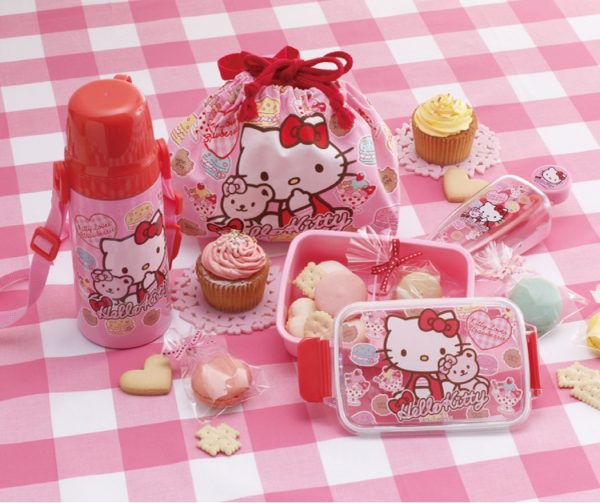 H2188 กระติกน้ำยกดื่ม พร้อมฝาแก้วน้ำ มีสายสะพาย Hello Kitty